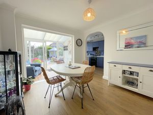 Heron Way- click for photo gallery